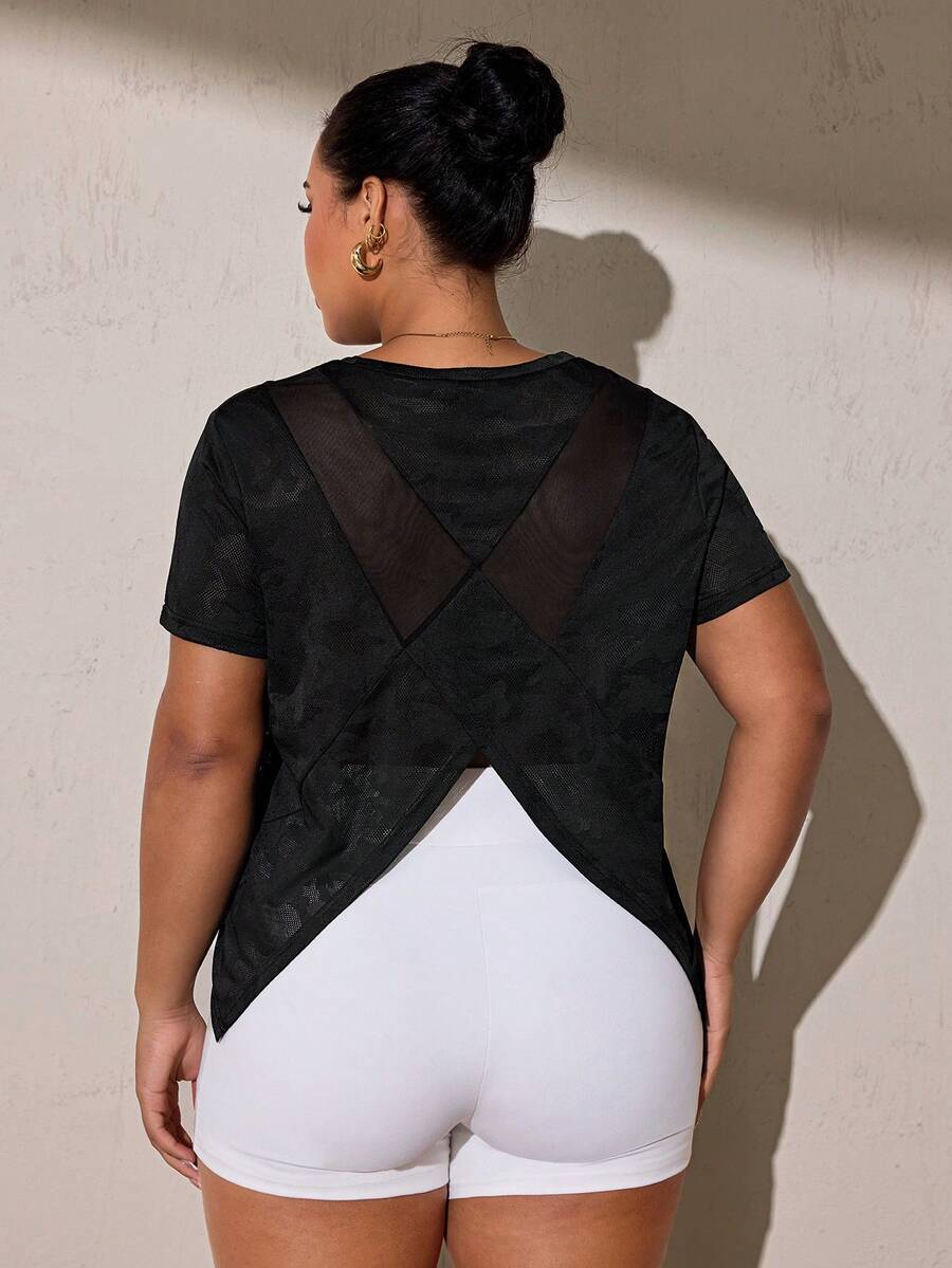 SHEIN Rhythm Era 女款大尺碼無袖運動瑜伽健身背心 T-shirt,附網眼後片與倒 V 領 - 黑色 - 查看 1