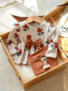 SHEIN Playful Pals 新生兒春秋款棕色溫柔風花卉印花蝴蝶結裝飾針織泡泡袖套頭上衣搭配蝴蝶結裝飾棕色長褲修身 2 件套，適合外出、休閒、運動、聖誕派對，可愛穿搭 - 棕色 - 查看 8