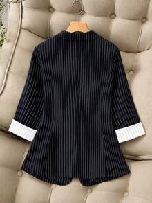 GlowEve CURVE CURVE Plus Size Women's Spring/Autumn Commuter Style Striped Colorblock Faux Pocket Flap Mid-Sleeve Lapel Thin Blazer Jacket, Suitable For Daily Commute Wear - Blue - View 2