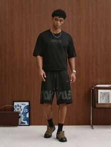 TOKVUE Men's Versatile Embossed Crew Neck Short Sleeve T-Shirt And Drawstring Waist Pocket Shorts Set - Black - View 3