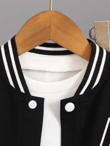 SHEIN Genkimix Kids 2 件套年轻男孩学院风服装 - 黑色针织上衣，白色袖片和大字母 A 印花，搭配同色印花运动裤，罗纹领、袖口和下摆，松紧腰身，穿着舒适，休闲运动外观，适合春秋季节、日常穿着、上学、旅行、度假、放松、日光浴、夏季 - 黑色 - 查看 8