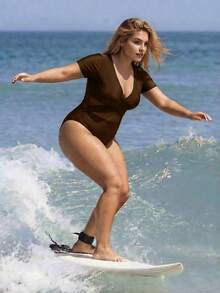 Swim SPRTY 2026 New Plus Size Solid Color Short Sleeve Criss-Cross Mesh Patchwork One-Piece Swimsuit, Fashionable Sporty Mature Vacation Minimalist Everyday One-Piece Swimsuit - Khaki - View 5