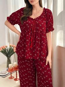 CottageSlumber Conjunto de pijama de talla grande con top de manga abullonada con cuello con volantes, decoración con lazo y borlas, y pantalones - Rojo - Ver 7