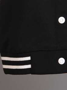 SHEIN Genkimix Kids 2 件套年轻男孩学院风服装 - 黑色针织上衣，白色袖片和大字母 A 印花，搭配同色印花运动裤，罗纹领、袖口和下摆，松紧腰身，穿着舒适，休闲运动外观，适合春秋季节、日常穿着、上学、旅行、度假、放松、日光浴、夏季 - 黑色 - 查看 6