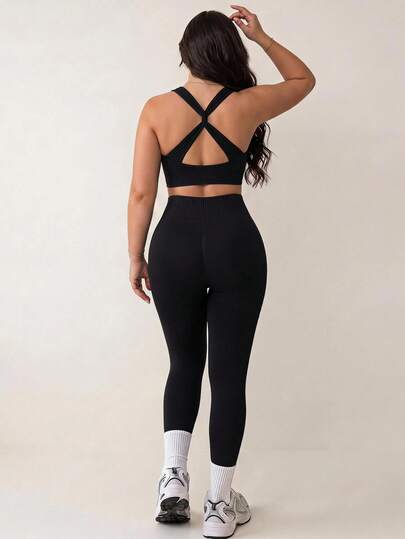 Rhythm Era Plus Size Women Criss-Cross Back Sports Bra And Pants Set