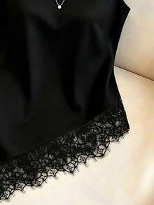 GlowEve Women's Sexy Lace Patchwork Asymmetrical Hem Cami Tank Top - Black - View 4