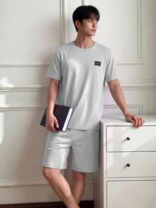 Napfluff Minimalist Solid Color Short Sleeve & Shorts Pajama Set, Men's Simple Comfortable Home Wear 2-Piece Set - Grey - View 5