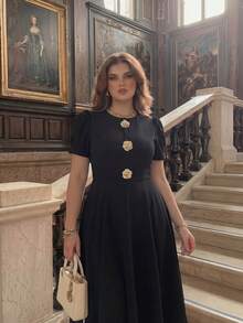 SHEIN MOD Große Größen Schwarzes Metall Blumen Dekor Regenschirm Rock Klassisches mittellanges Kleid, Alltagskleidung, Party, Bankett, Urlaub, Frühherbst, Ganzjährig, Geburtstagsparty, Hochzeit - Schwarz - Übersicht 7