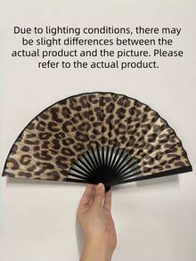 1PC One Size Leopard Print Folding Hand Fan With Black Frame, Lightweight Portable Princess-Themed Fan, Made Of Durable Paper, Elegant Pattern, For Women Girls, Ideal For Party, Wedding, Prom, Daily Use, Summer, Travel, And As A Stylish Gift. - multicolor - View 3