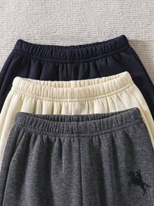 SHEIN Genkimix Kids 3套小男孩馬匹印花T恤慢跑褲套裝，幼兒3色配色運動服套裝組合，秋冬款日常穿著套裝，白色 - 彩色 - 查看 6
