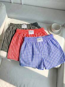 SHEIN EZwear 3件套舒适多巴胺格子短裤套装，蓝色、红色、黑色，梭织面料，适合日常穿着，夏季短裤，适合通勤、约会、聚会、秋冬夏三季、圣诞节、新年、感恩节、派对、婚礼、海滩、毕业典礼、时尚、优雅、休闲、外出、约会、预订、通勤、闪亮、情人节、优雅、度假、休闲、Y2K、外出、毕业典礼等场合。 - 彩色 - 查看 5