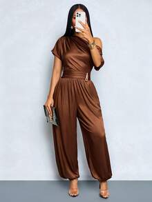 SOLERSUN Women's Elegant Solid Coffee Brown Jumpsuit One-Shoulder Metal Buckle Loose-Fit Lantern Trousers Summer Party Dinner Wedding Dinner - Coffee Brown - View 7