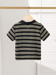 SHEIN Explorewe 1 件年轻男孩休闲校园风格华夫格条纹针织 V 领 Polo 衫 - 黑色 - 查看 2