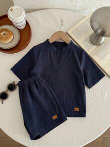 SHEIN 儿童男童休闲V领短袖衬衫和短裤两件套 - 藏蓝色 - 查看 5