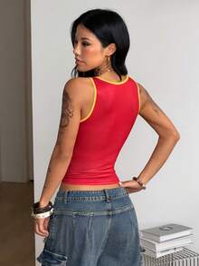 Coolane 女款字母印花滾邊缺口V領修身休閒背心 - 紅色 - 查看 6