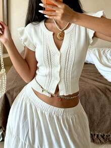Modelyn Cardigan Rajut Lengan Pendek Putih Gaya Bohemian untuk Wanita, Lengan Berkerut dan Detail Kancing, Desain Pendek Elastis Sedang, Atasan Rajut yang Melangsingkan untuk Lapisan Pakaian Musim Gugur - Putih - View 5