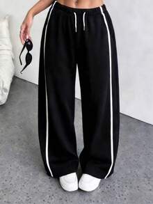SHEIN 經典休閒長褲 春/秋款 雙層腰頭 簡約舒適 衛衣布料 適合居家、街頭、運動，可隨意搭配外套與上衣，展現青春活力 - 黑色 - 查看 3