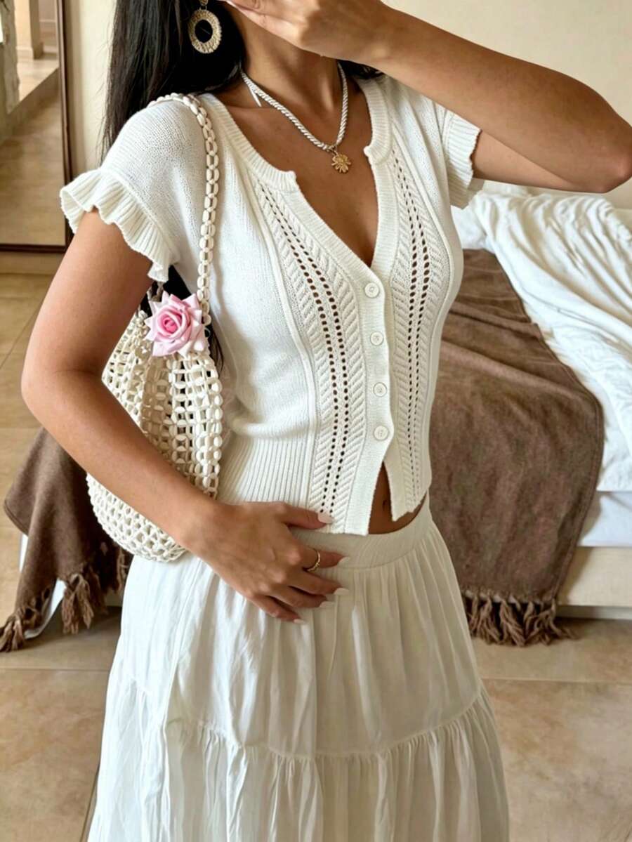 Modelyn Cardigan Rajut Lengan Pendek Putih Gaya Bohemian untuk Wanita, Lengan Berkerut dan Detail Kancing, Desain Pendek Elastis Sedang, Atasan Rajut yang Melangsingkan untuk Lapisan Pakaian Musim Gugur - Putih - View 1