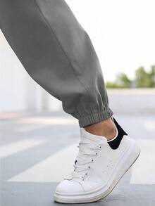 Manfinity Homme Pantalones cargo casuales con cordón en la cintura y gráfico de letras para hombres de talla grande - Gris - Ver 4