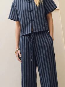 Nöista Traje estampado con cuello con volantes y cintura definida para mujer - Azul Marino - Ver 5