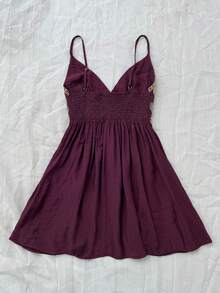 SHEIN Unity 女款梅紫色佩斯利花紋刺繡V領露背抓皺腰A字短洋裝，休閒波希米亞70年代夏季度假嬉皮海灘風 - 紫色 - 查看 2