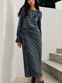 Nöista Green Plaid Blouse And Wrap Skirt Set. Fall, Office Wear, Dinner Plans And Elegant Style. - Green - View 5