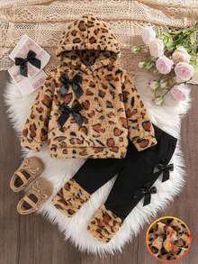 SHEIN Playful Pals 2pcs/Set Baby Girl Autumn/Winter Brown Yellow Leopard Print Black Sweet Cool Style Leopard Print Plush Bow Hooded Long Sleeve Top With Side Bow Long Pants And Matching Plush Footies Set, Loose Comfortable Fit, Suitable For Daily Outings, Holiday Parties, Outdoor Play, Family Gatherings, Photo Shoots - Multicolor - View 1