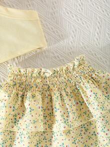 SHEIN Genkimix Kids 2pcs/Set Young Girls' Vacation Casual Sleeveless Solid Tank Top And Elastic Waist Ditsy Floral Layered Ruffled Skirt Set, Summer - Mustard Yellow - View 4