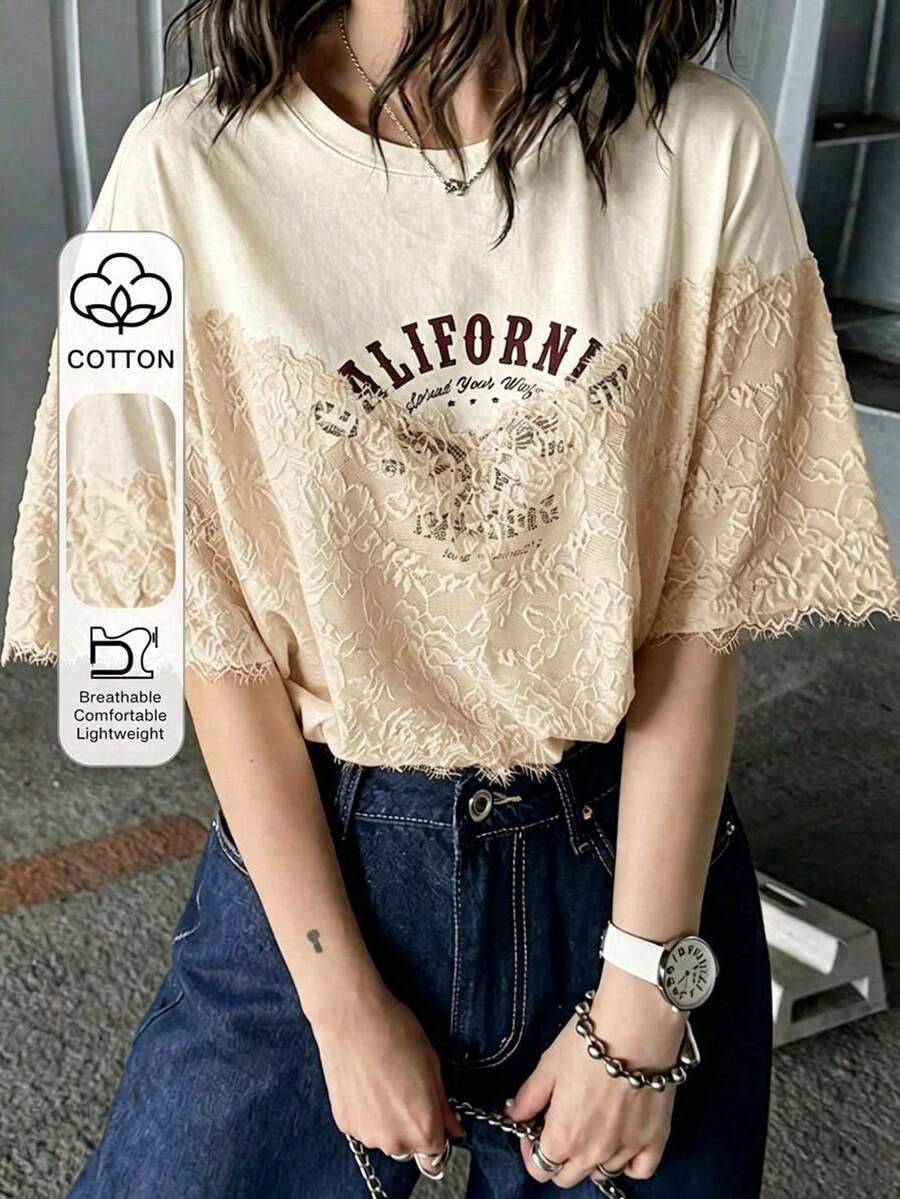 FRIFUL 女款蕾絲拼接字母印花T恤 夏季圖案休閒優雅風 早午餐穿搭 黑白豹紋 - 杏色 - 查看 1