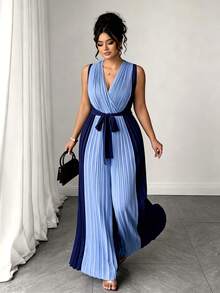 SHEIN Elenzya Women's Plus Size Colorblock Blue Pleated Jumpsuit, Suitable For City Commute Style - Blue - View 1