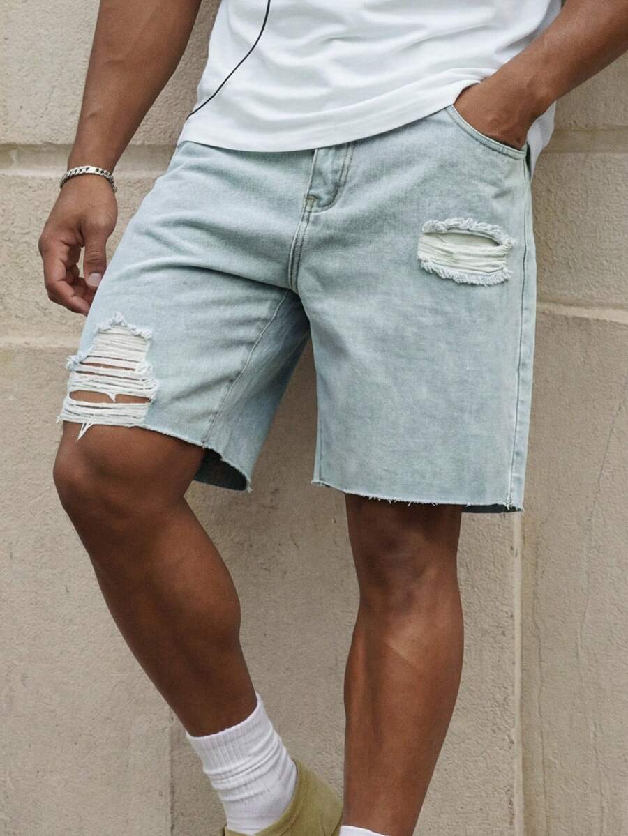 Manfinity EZcore Men's Summer Plus Size Slim Fit Denim Shorts - Light Wash - View 1