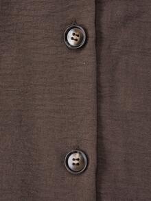 Linhara CURVE Gaun Kasual Ukuran Besar Tanpa Lengan Leher V dengan Kancing Depan untuk Liburan Kantor Musim Panas Warna Cokelat - Coffee Brown - View 8