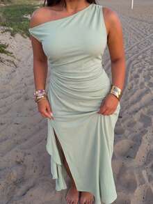 GalTyme Plus Size Women's Asymmetrical Shoulder Ruched Slit Design Casual Party Dress - Green - View 2