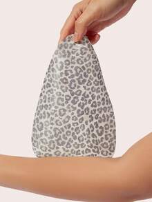 Lignisse Penutup Puting Motif Leopard, Stiker Penutup Payudara Tak Terlihat Perekat Sendiri, Kelopak Silikon yang Dapat Digunakan Kembali untuk Wanita, Gaun Tanpa Tali, Tanpa Punggung, dan Berpotongan V Dalam untuk Pesta - MultiWarna - View 6
