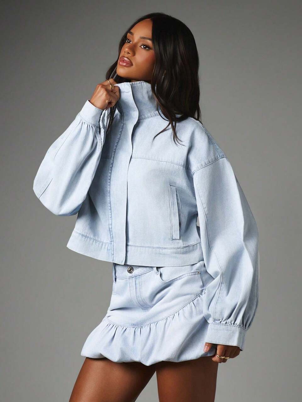 MISSGUIDED Cropped Denim Jacket With Funnel Collar Balloon Sleeves Zip Closure Oversized Fit Spring Summer