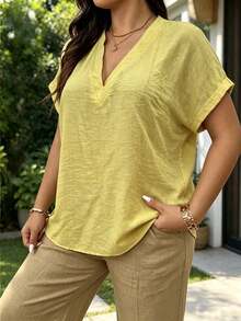 SHEIN LUNE CURVE Kemeja Kasual Serbaguna Wanita Ukuran Besar Warna Polos Kerah V untuk Aktivitas Sehari-hari - Kuning - View 3