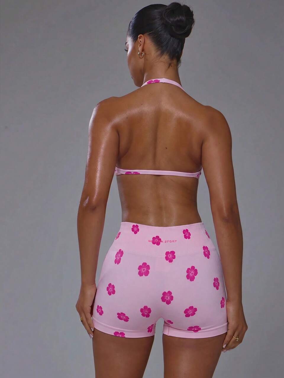Reggiseno sportivo con stampa floreale tropicale, scollo a U, collo halter, busto arricciato e vita alta aderente