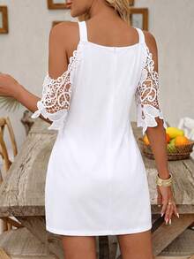 SHEIN LUNE Gaun Musim Semi/Panas dengan Hiasan Renda, Leher V, Patchwork, Bahu Terbuka, Tanpa Punggung, Lengan Setengah, Model Halter, Elegan untuk Pernikahan, Pantai, Koktail, Malam Hari, Serba Putih - Putih - View 4