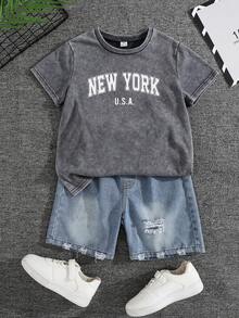 SHEIN 2件組男童夏季休閒街頭時尚牛仔上衣T恤與藍色牛仔短褲套裝 - 彩色 - 查看 3