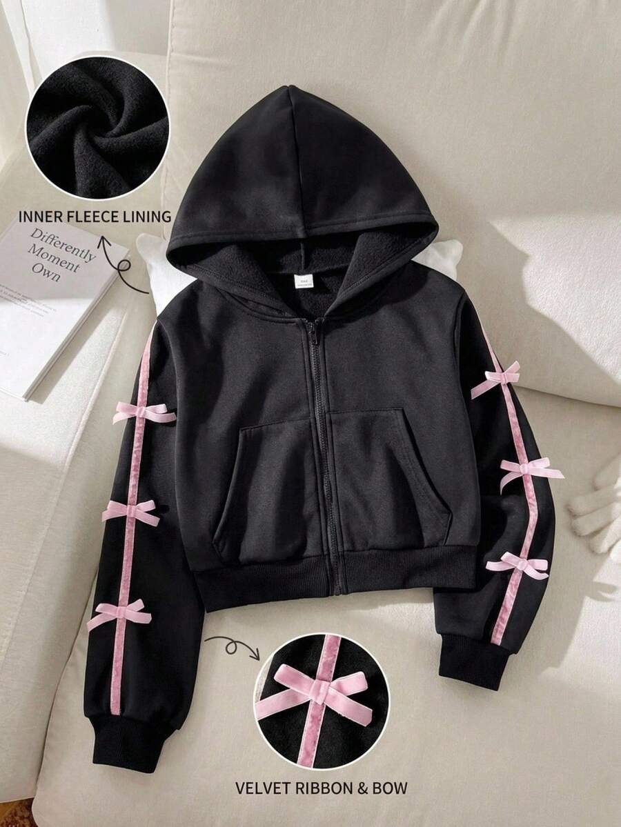 Tween女孩黑色連帽拉鍊運動衫,前拉鍊設計,雙側口袋,袖口粉色蝴蝶結裝飾,短版收腰修身,甜酷女孩風上衣,秋冬日常出遊校園穿搭,小眾設計感女童服飾 - 黑色 - 查看 1