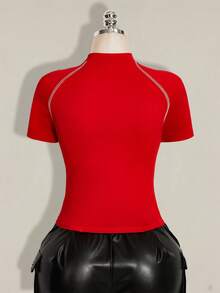 SHEIN ICON 女款大尺碼鏤空性感拼色拉鍊修身T恤 - 紅色 - 查看 2