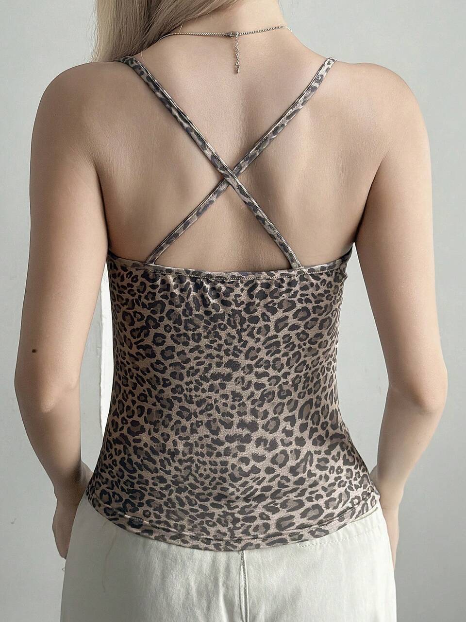 Women's Sexy Asymmetrical Neckline Sleeveless Fitted Leopard Print Elastic Mesh Fabric Tank Top