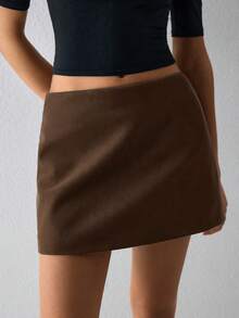 ATUI Studio Women's Fashion Sexy All-Match Solid Color Mini Skirt, Slim Fit Bodycon Anti-Exposure Versatile Leather Vintage Hot Girl Style Going Out Dark Brown Autumn - Brown - View 2