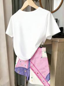 SHEIN 2件組 青少年女孩休閒夏季蝴蝶結圖案印花圓領短袖針織T恤與3D鑽石寶石印花仿牛仔軟短褲套裝，夏季，新款SS26時尚，夏季穿搭 - 彩色 - 查看 2