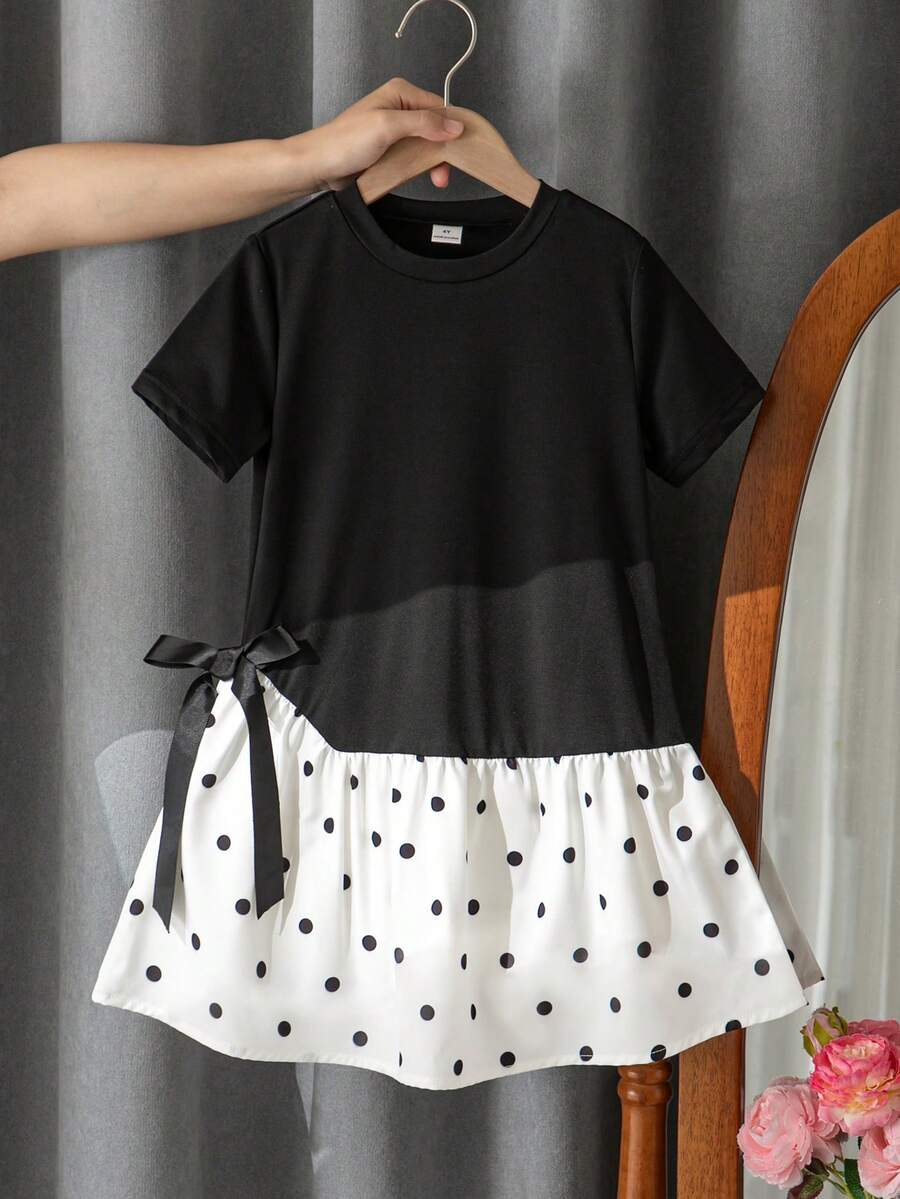 SHEIN 1件女童春夏休閒A字洋裝,蝴蝶結熱轉印與3D蝴蝶結設計,純色對比效果,舒適時尚,適合學校日常穿著,展現青春活力與優雅氣質 - 黑色 - 查看 1