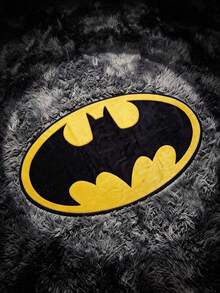BATMAN X POKOJA LAND 1pc Licensed Cartoon Rug, Soft Plush Floor Mat With Iconic Black And Yellow Design, Cozy And Playful Home D R, Perfect For Bedroom, Living Room Or Kids' Room, Ideal Choice For Fans - Batman - View 2