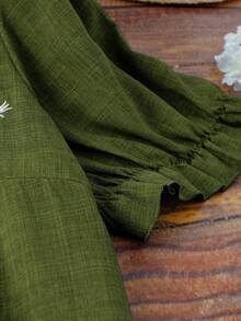 SHEIN LUNE CURVE 大尺碼女款刺繡春夏季浪漫時尚百搭休閒通勤襯衫 - 軍綠色 - 查看 5