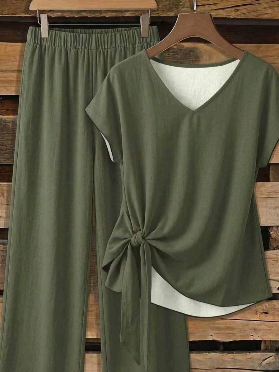 EMERY ROSE Green Tie V-Neck Blouse And Pants 2 Pieces Set Plus Size - Multicolor - View 1