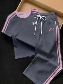 SHEIN EZwear 2件組刺繡圓領短袖上衣與條紋印花長褲，休閒風 - 彩色 - 查看 5