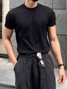 DAZY Men Cotton Solid Round Neck Tee - Black - View 7